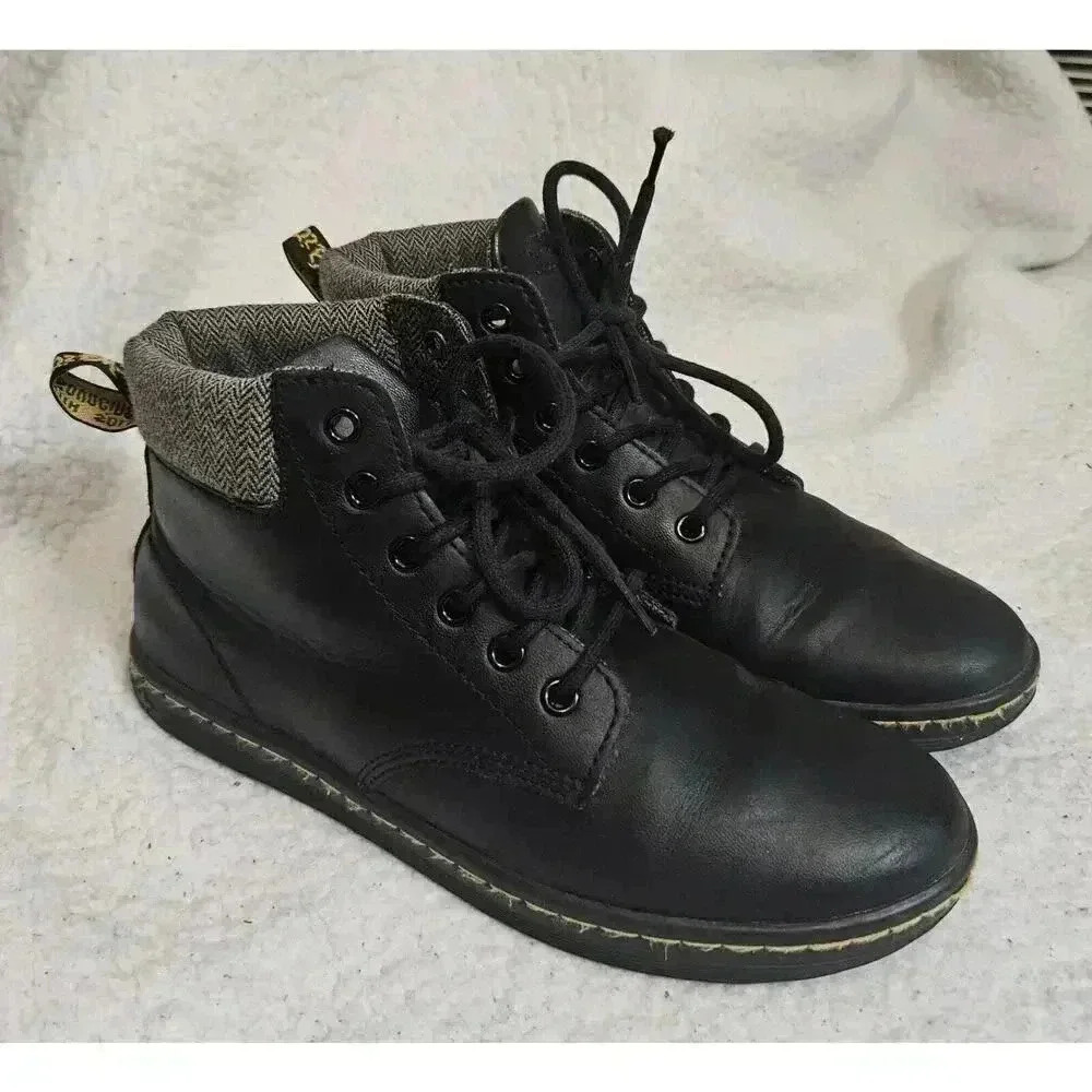 Doc Martens Maelly Air-Wair Women's Size 8 Black Leather Ankle Boots JY004